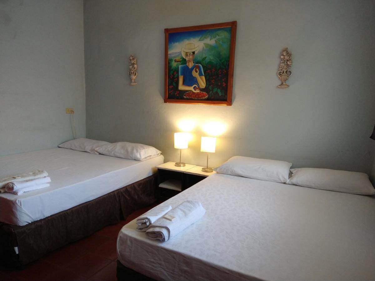 Hostal Harvest House León Zewnętrze zdjęcie