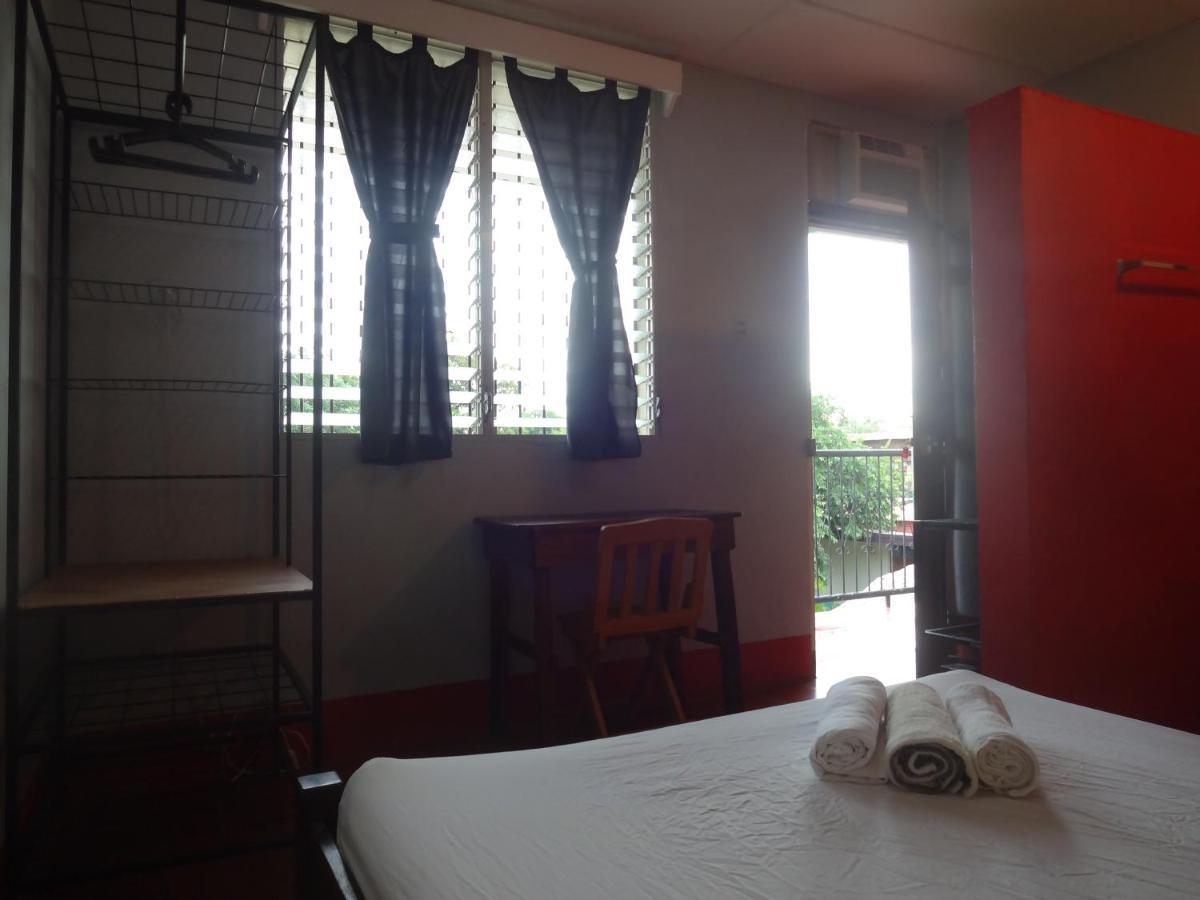 Hostal Harvest House León Zewnętrze zdjęcie